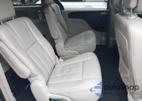 2012 Chrysler Town & Country Touring z USA, uszkodzony, nr VIN 2C4RC1BG4CR278540